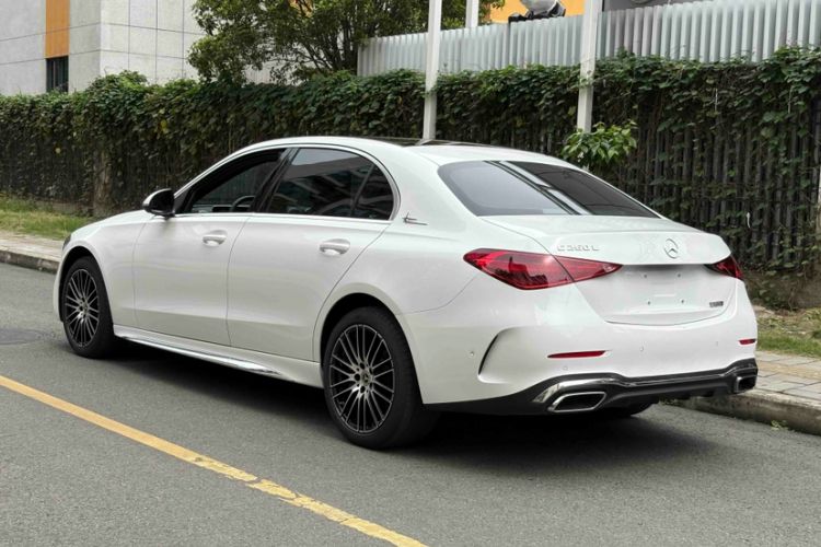 Used Mercedes-Benz C-Class 2023 C 260 L Sport Edition Exterior 4