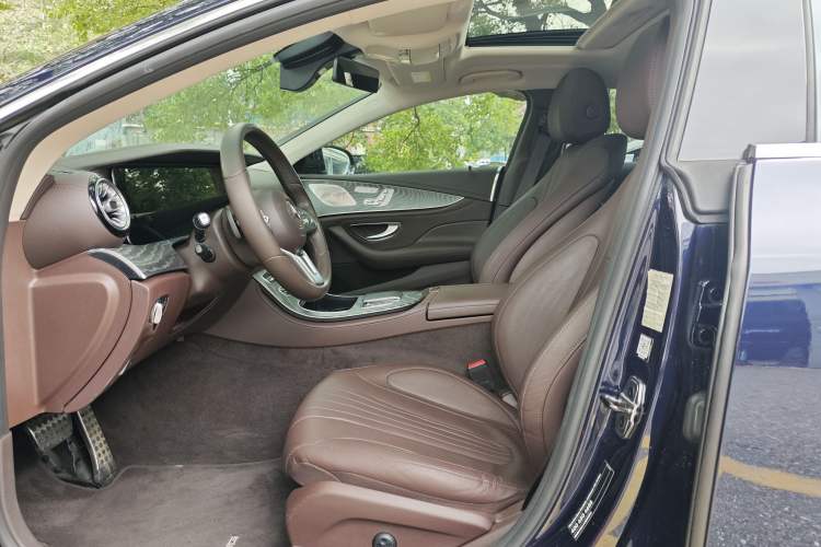 Used Mercedes-Benz CLS 2021 CLS 300 Luxury Model
