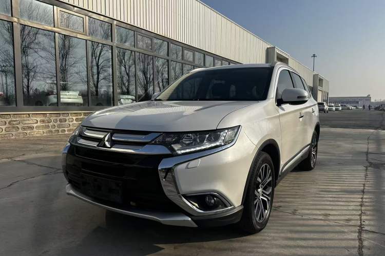Used Mitsubishi Outlander 2016 2.4L 4x4 Elite Edition 5 Seats