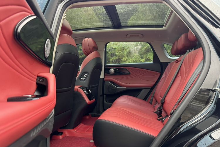 Used EXEED Stellar 2023 400T Four-Wheel Drive Deluxe Edition Interior 5