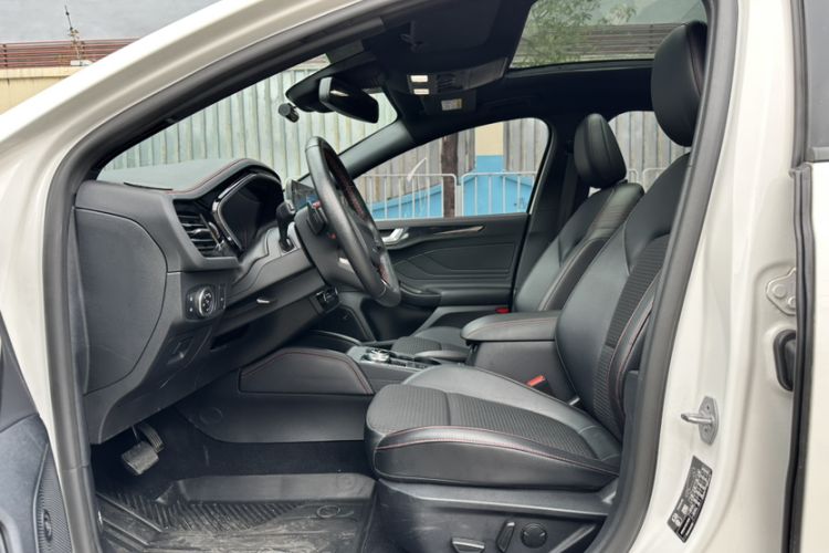 Used Ford Focus 2021 Sedan EcoBoost 180 Automatic ST Line