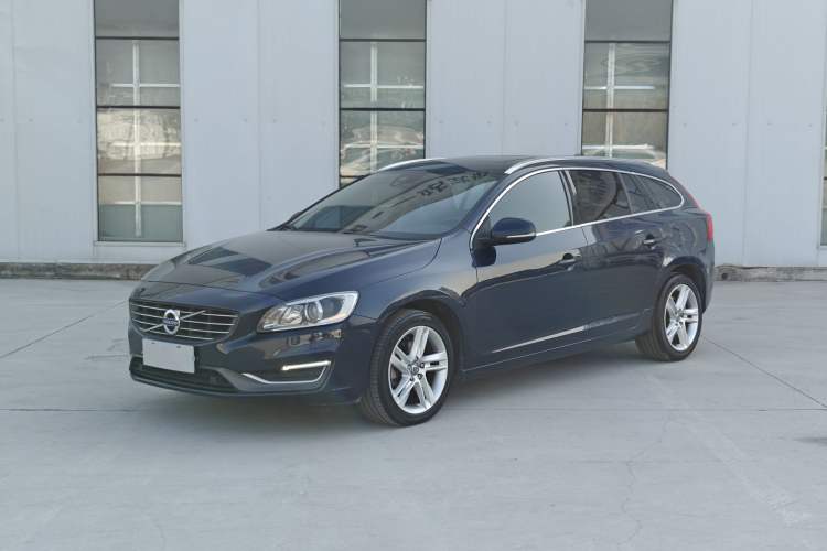 Used Volvo V60 2015 T5 Zhiya Edition