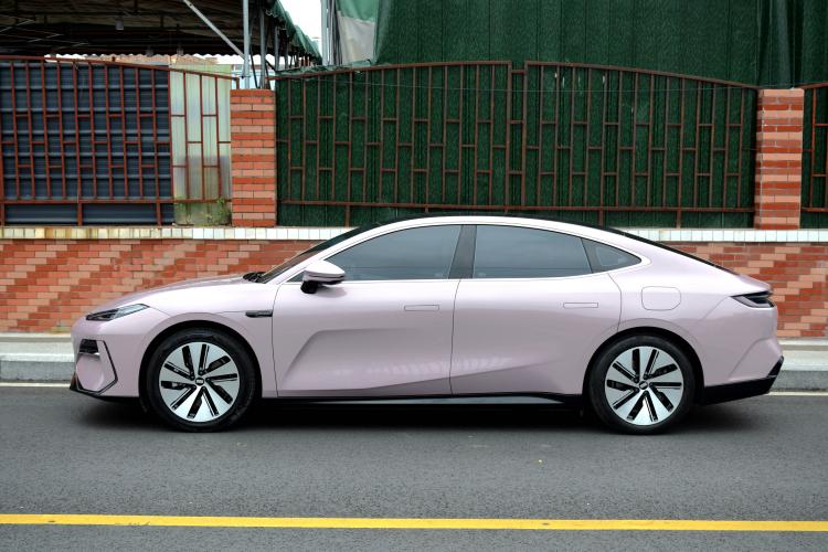 Used Geely Galaxy E8 2024 550 km Range Rear-Drive MAX
