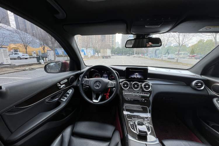 Used Mercedes-Benz GLC 2016 GLC 260 4MATIC Dynamic Edition