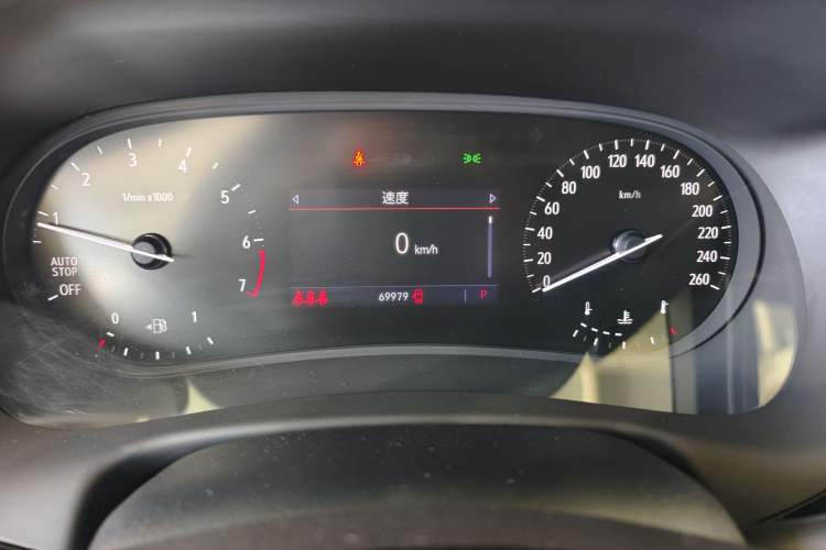 Used Buick Enclave 2020 28T Two-Wheel Drive Luxury Version Odometer Close Up