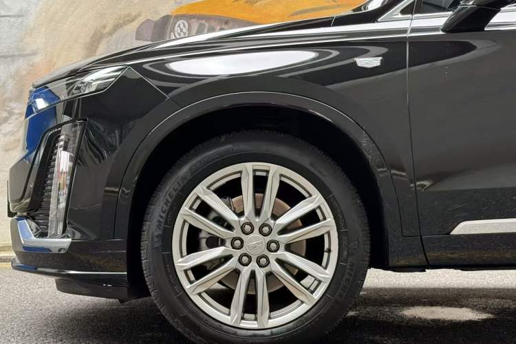 Used Cadillac XT6 2022 2.0T Six-Seater Four-Wheel Drive Luxury Version