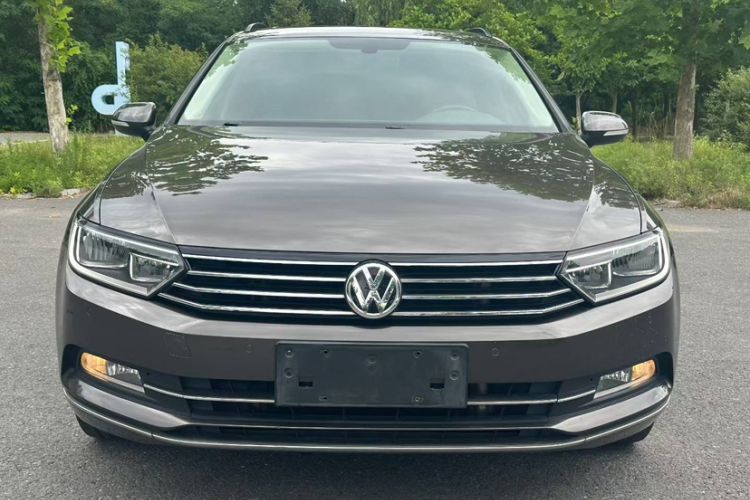Used Volkswagen Variant 2018 380TSI Two-Wheel Drive Comfort Edition