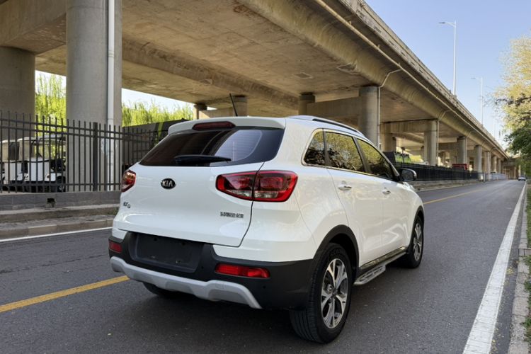 Used Kia KX3 2017 1.6L Automatic Aoya Version Exterior 6