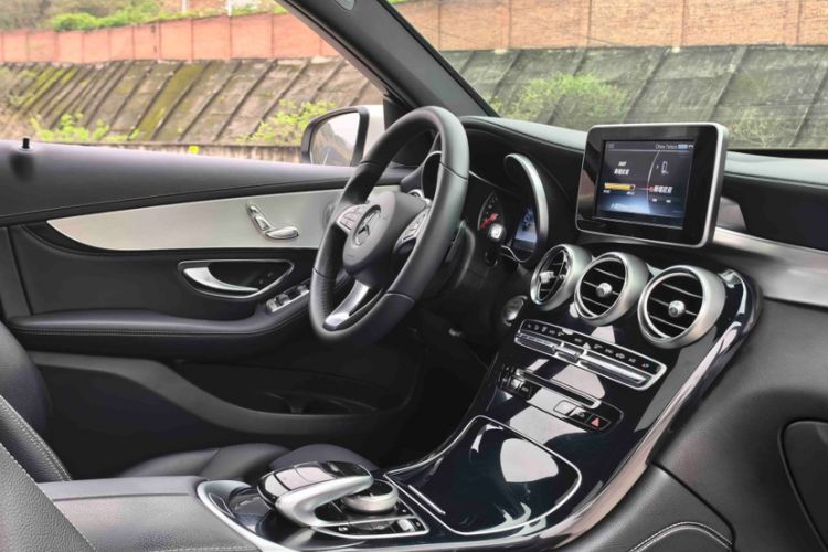 Used Mercedes-Benz GLC 2017 GLC 200 4MATIC
