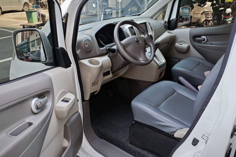 Used Nissan NV200 2018 1.6L CVT Luxury Model
