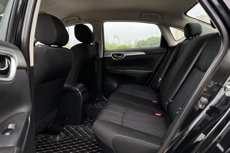 Used Nissan Sylphy 2022 Classic 1.6XE CVT Comfort Edition Interior 3