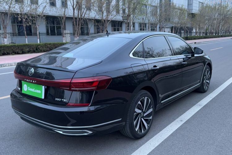 Used Volkswagen Passat 2025 Premium Version 380TSI Dragon Edition