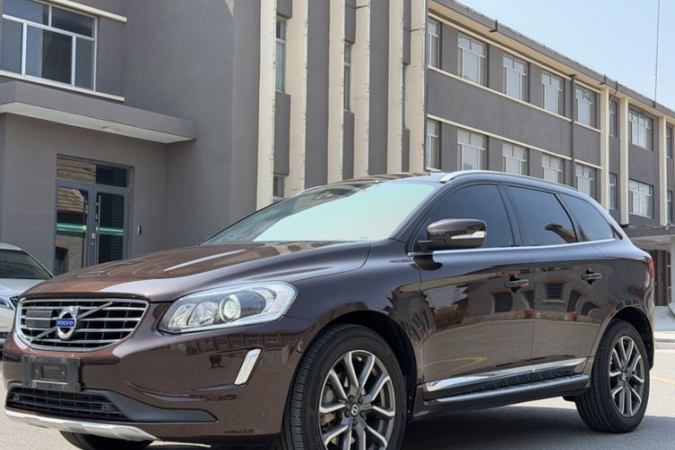 Used Volvo XC60 2017 T5 AWD Smart Upgrade Edition