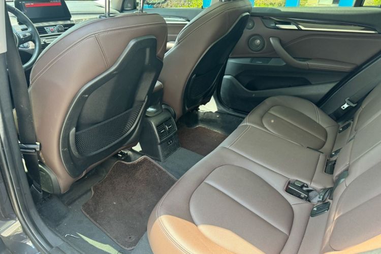 Used BMW X1 2022 Updated xDrive25Li Premium Edition Interior 7