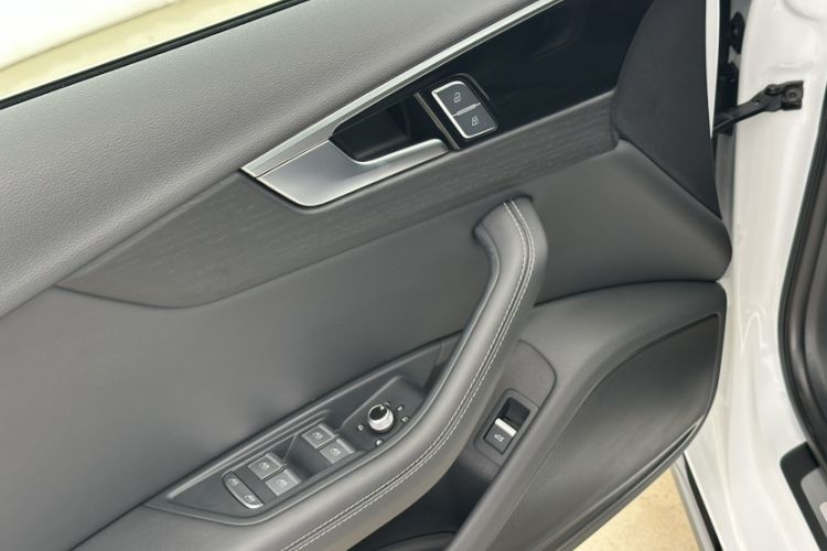 Used Audi A4L 2024 40 TFSI Luxury Dynamic Edition
