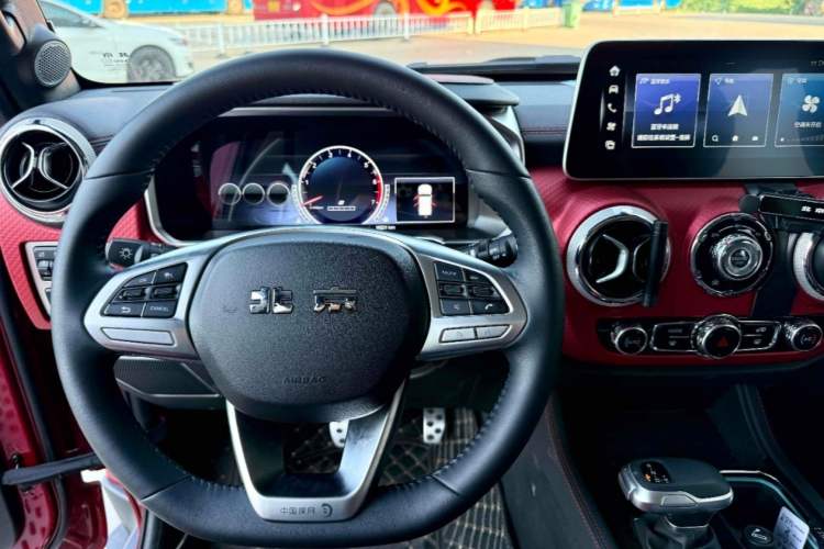 Used BAIC Off-Road BJ40 2023 2.0T Automatic Four-Wheel Drive Urban Hunter Edition Chivalrous Type