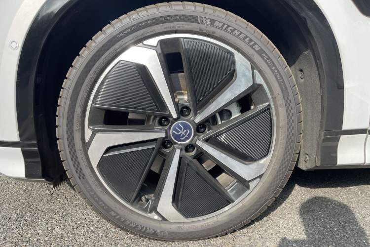 Used BYD Song L EV 2025 662 km Advanced Intelligent Driving Version