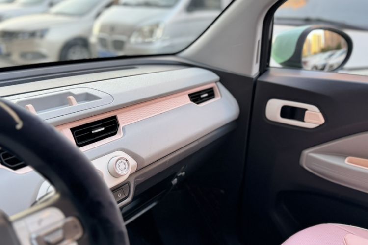 Used Chery QQ Ice Cream 2022 120km Conical Shape Lithium Iron Phosphate