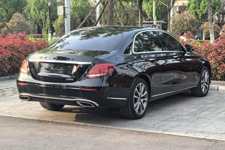 Used Mercedes-Benz E-Class 2019 E 260 L Exterior 6
