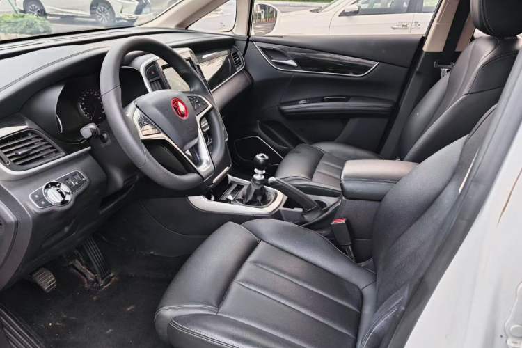 Used BYD Song MAX 2017 1.5T Manual Smart Connect Luxury 7-Seater