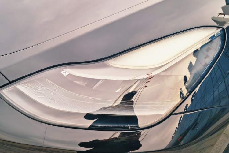 Used Tesla Model Y 2021 Standard Range Rear-Wheel Drive Version