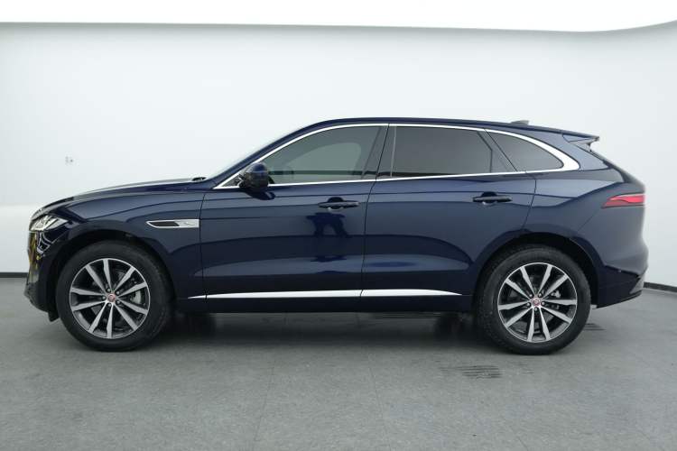 Used Jaguar F-PACE 2021 250 PS R-Dynamic S
