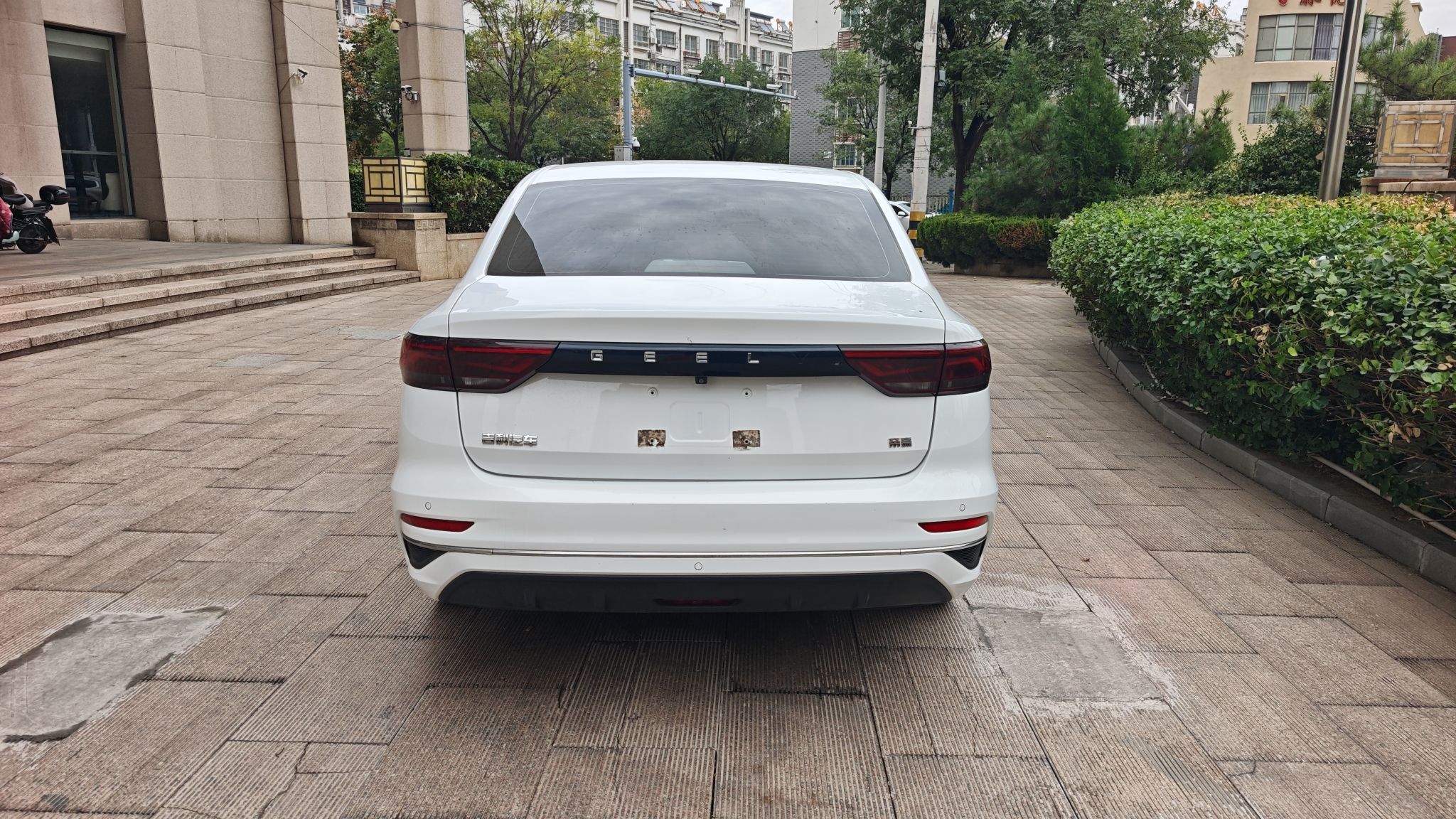 Geely Auto Emgrand 2022 4th Generation 1.5L Manual Luxury Model — снимка 16