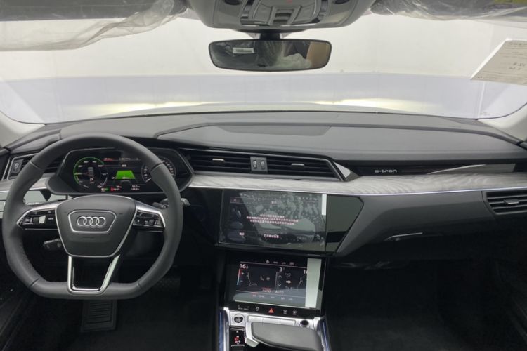 Used Audi e-tron 2021 50 quattro Prestige Edition
