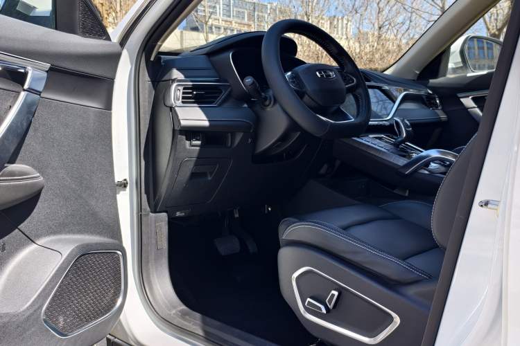 Used Geely Auto Emgrand X7 Sport 2020 1.8TD DCT Smart Connect PRO Interior 1