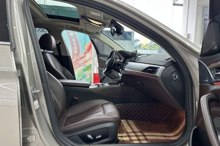 Used BMW 5 Series 2019 530Li Leading Model Luxury Package