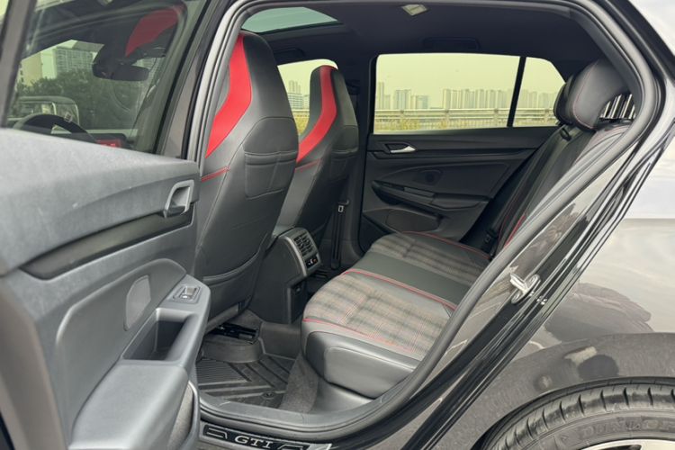 Used Volkswagen Golf GTI 2021 380TSI DSG GTI
