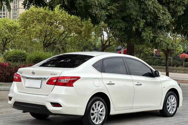 Used Nissan Sylphy 2021 Classic 1.6XL CVT Luxury Edition Exterior 5