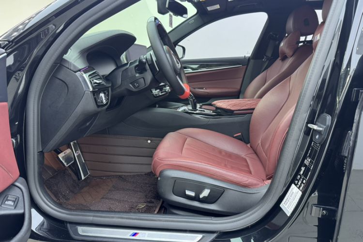 Used BMW 5 Series 2020 530Li xDrive M Sport Package Interior 2