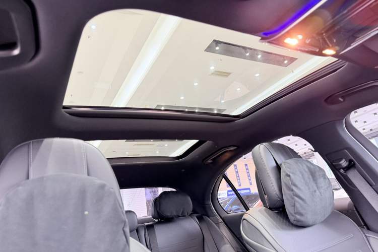 Used Mercedes-Benz C-Class 2023 Restyled C 260 L Night Edition Sports Version Headliner