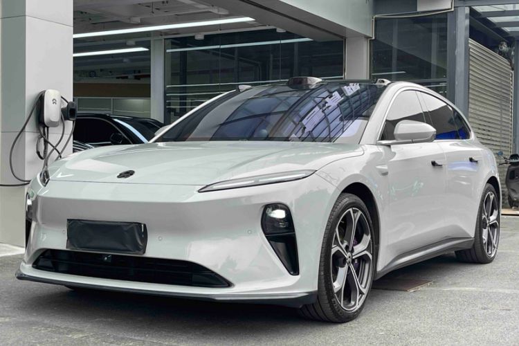 Used Nio ET5T 2023 75 kWh Touring