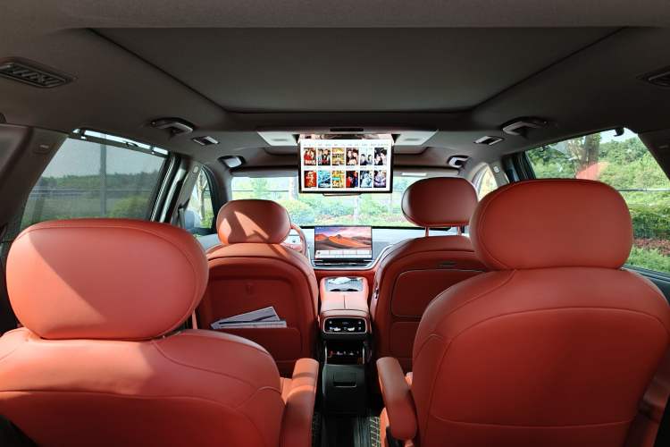 Used Dongfeng eπ eπ008 2025 210Ultra LikeYi Edition 6-Seater
