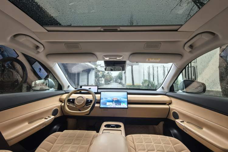 Used EXEED Star Era ET 2024 Range-Extended 200 Pro Interior 4