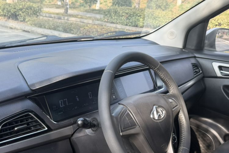 Used CHANGAN KAICHENG Oushang A600 2016 1.5L Manual Luxury 7-Seater