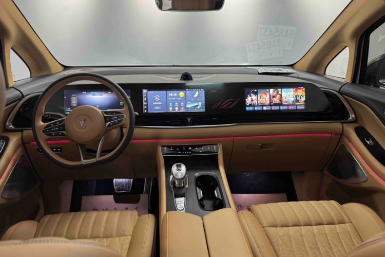 Used VOYAH Dream 2022 Low-Carbon Edition Dream+ Smart Enjoyment Package Interior 1