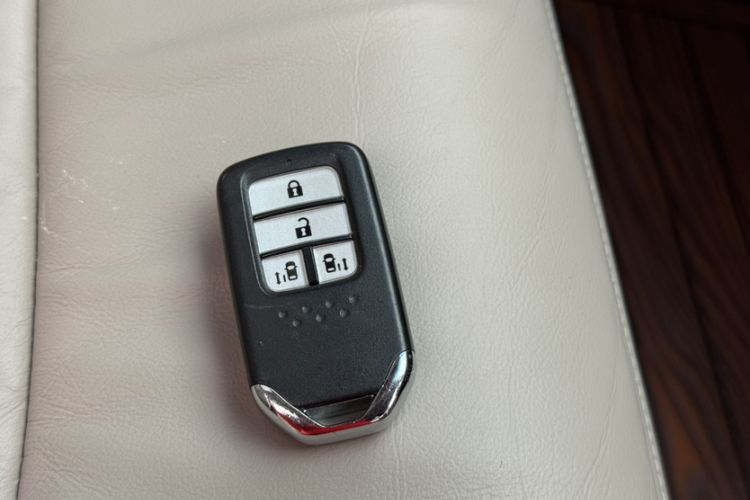 Used Honda Odyssey 2015 2.4L Prestige Edition