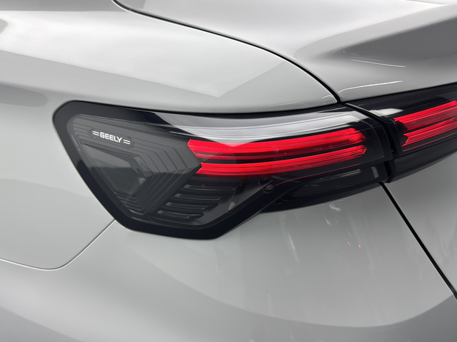 Geely Auto Binray 2024 Binrui COOL 1.5T DCT Longteng Edition — снимка 17
