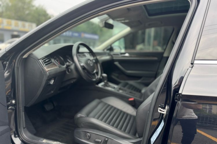 Used Volkswagen Magotan 2019 330TSI DSG Luxury Version China VI Standard