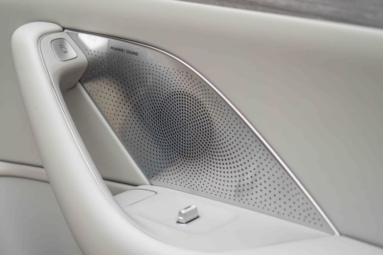 Used Hima Luxeed S7 2024 Pro Model Exterior 10