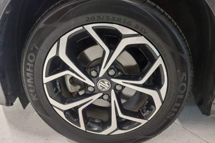 Used MG 5 2022 180 DVVT CVT Youth Style Edition Exterior 5