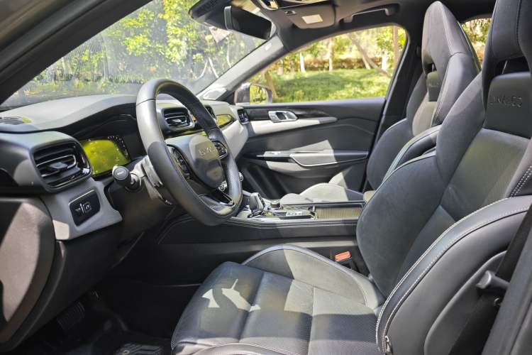 Used Lynk & Co 03 2022 2.0TD DCT JingPro