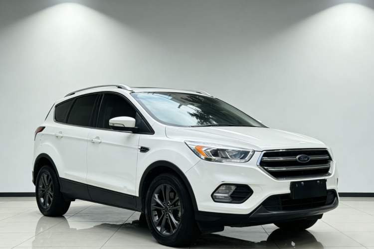 Used Ford Kuga 2019 EcoBoost 180 Two-Wheel-Drive Platinum Edition China VI Standard
