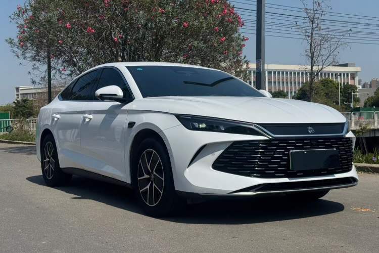 Used BYD Qin L 2025 DM-i Smart Drive 120KM Superior Model