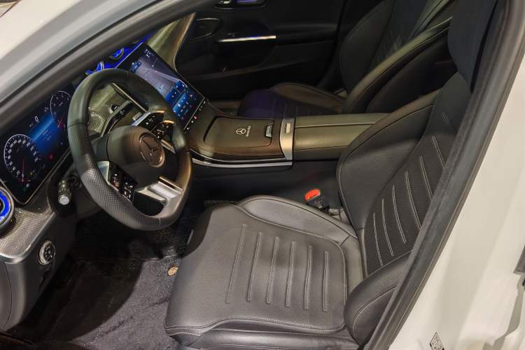 Used Mercedes-Benz C-Class 2023 Revised C 200 L Sport Edition Left Front Seat