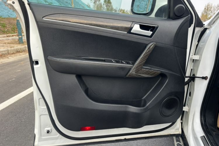 Used Zotye T600 2014 1.5T Manual Luxury Model
