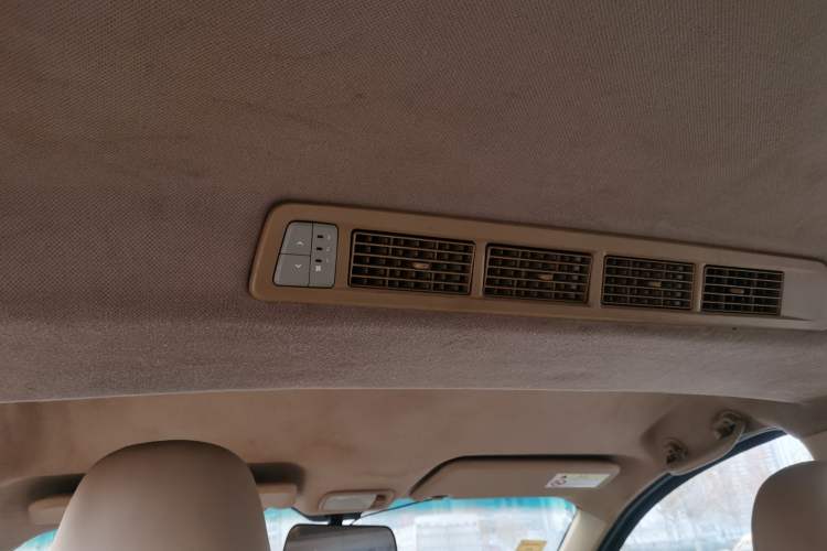 Used Wuling Hongguang 2015 1.5L S1 Comfort China V Standard
